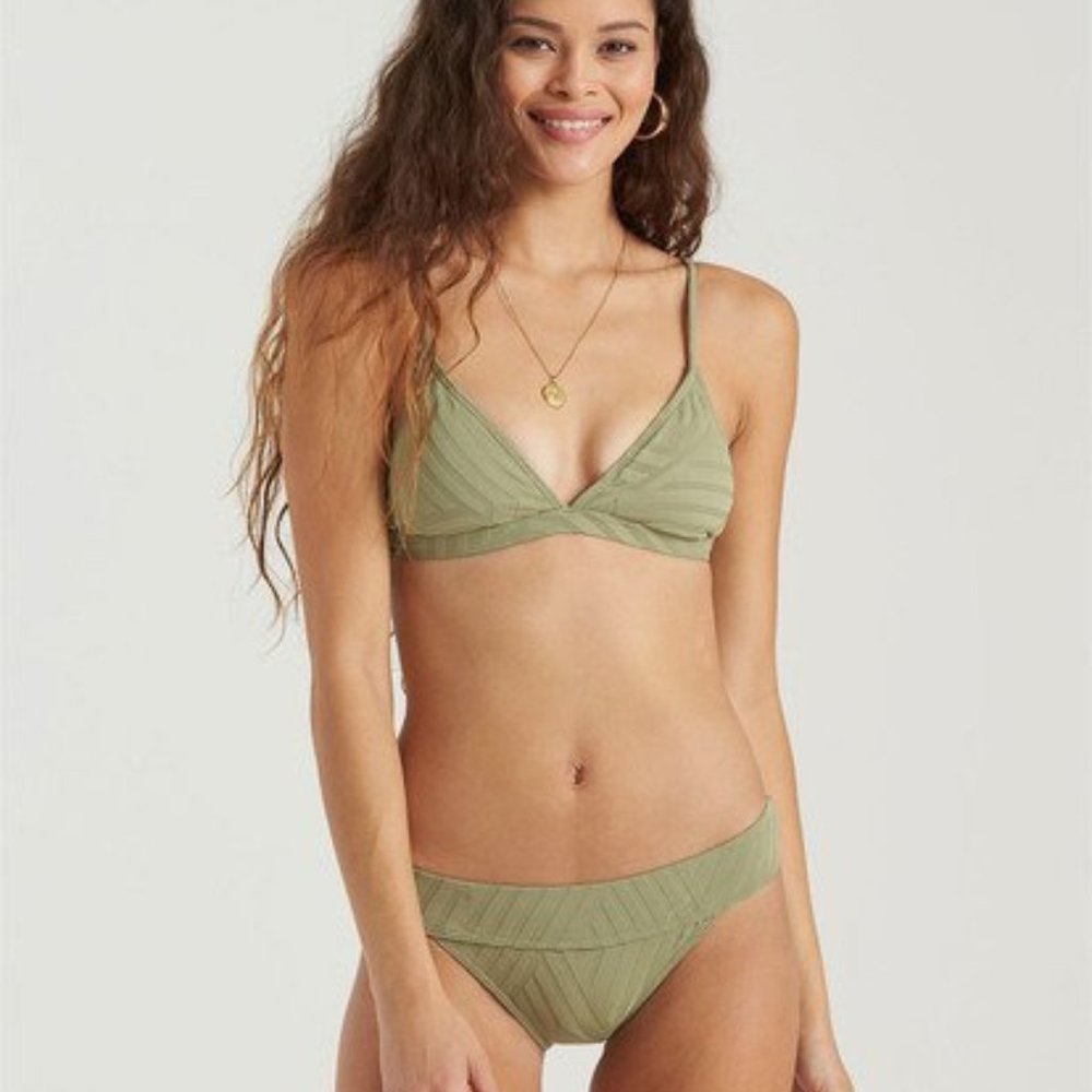 NWT Billabong Peeky Days Tropic bikini bottom Medium